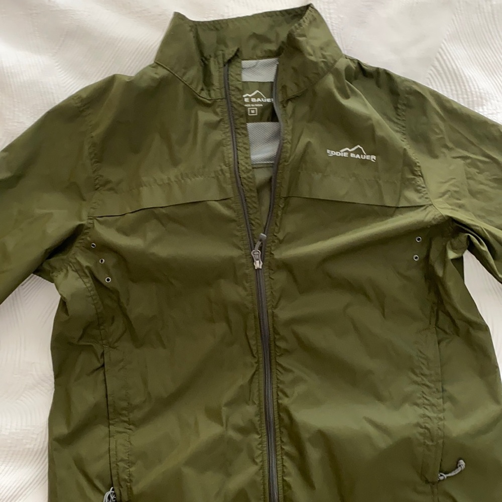 Eddie Bauer light jacket. Color green